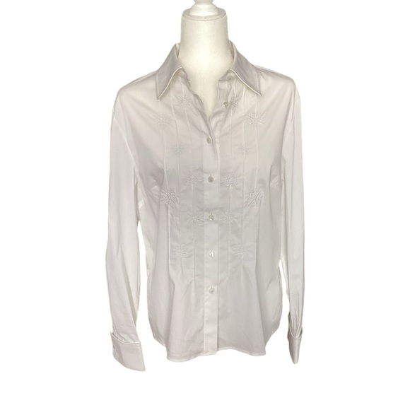 St John Sport by Marie Gray White Button Down Top - Picture 3 of 8